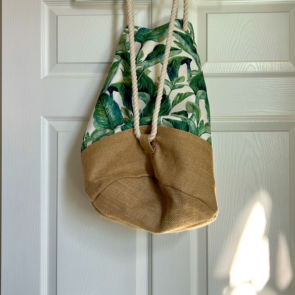 Beachy Leaf Print Drawstring Backpack/ Tote Bag - image 2